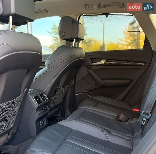 Позашляховик / Кросовер Audi Q5 2018 в Самборі фото 71 Позашляховик / Кросовер Audi Q5 2018 в Самборі