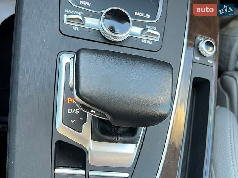 Внедорожник / Кроссовер Audi Q5 2018 в Киеве