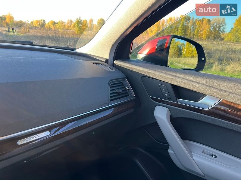 Внедорожник / Кроссовер Audi Q5 2018 в Киеве