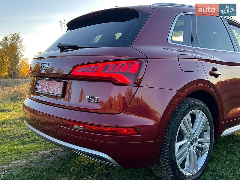 Внедорожник / Кроссовер Audi Q5 2018 в Киеве