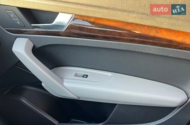Внедорожник / Кроссовер Audi Q5 2018 в Киеве
