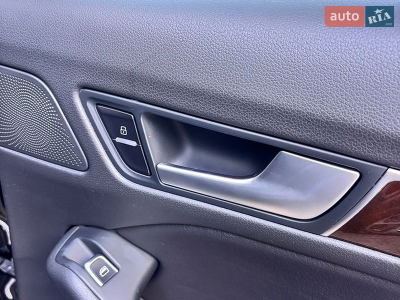 Внедорожник / Кроссовер Audi Q5 2015 в Полтаве