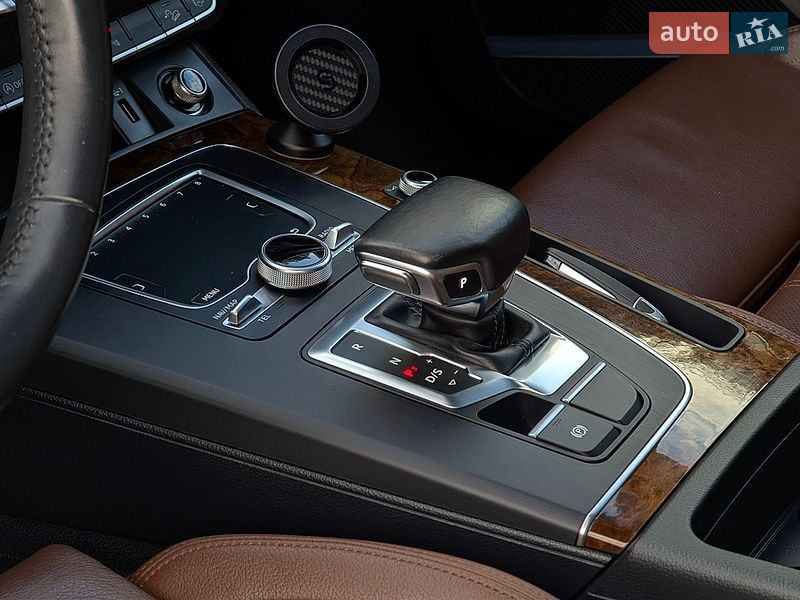 Внедорожник / Кроссовер Audi Q5 2018 в Дрогобыче
