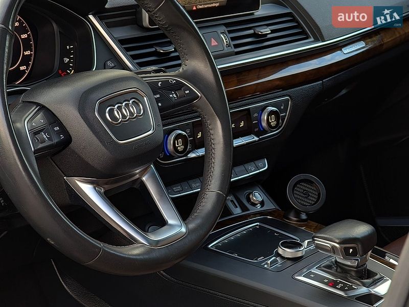 Внедорожник / Кроссовер Audi Q5 2018 в Дрогобыче