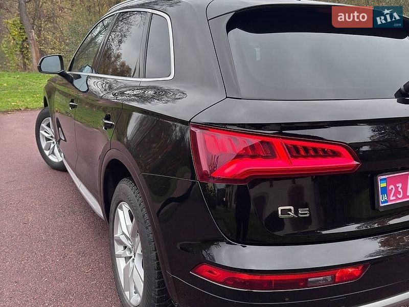 Внедорожник / Кроссовер Audi Q5 2020 в Коростене