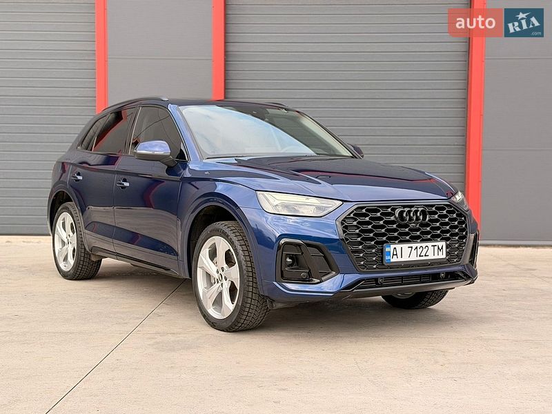 Внедорожник / Кроссовер Audi Q5 2025 в Барышевке