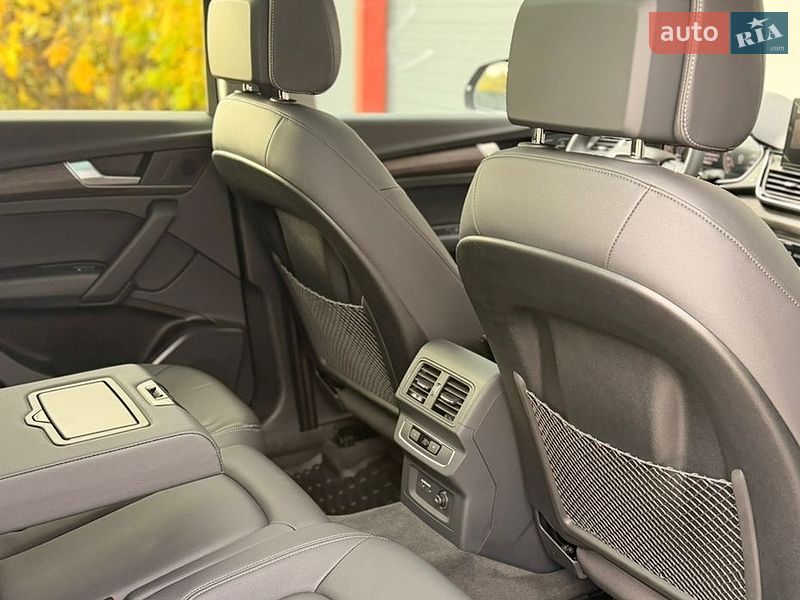 Внедорожник / Кроссовер Audi Q5 2025 в Барышевке