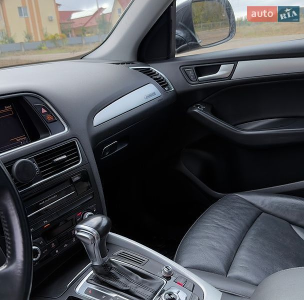 Внедорожник / Кроссовер Audi Q5 2016 в Теребовле