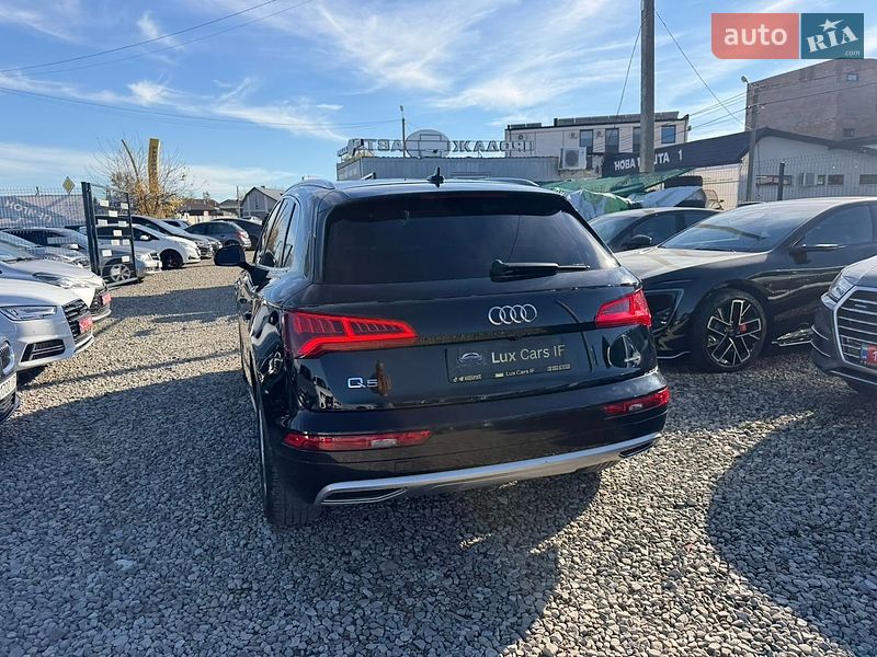 Позашляховик / Кросовер Audi Q5 2019 в Івано-Франківську