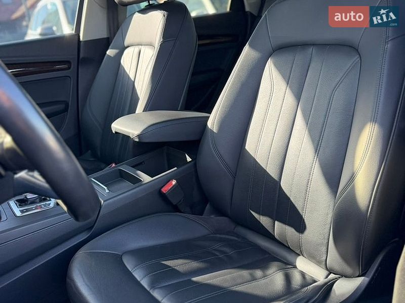 Позашляховик / Кросовер Audi Q5 2019 в Івано-Франківську