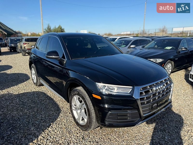Позашляховик / Кросовер Audi Q5 2019 в Івано-Франківську