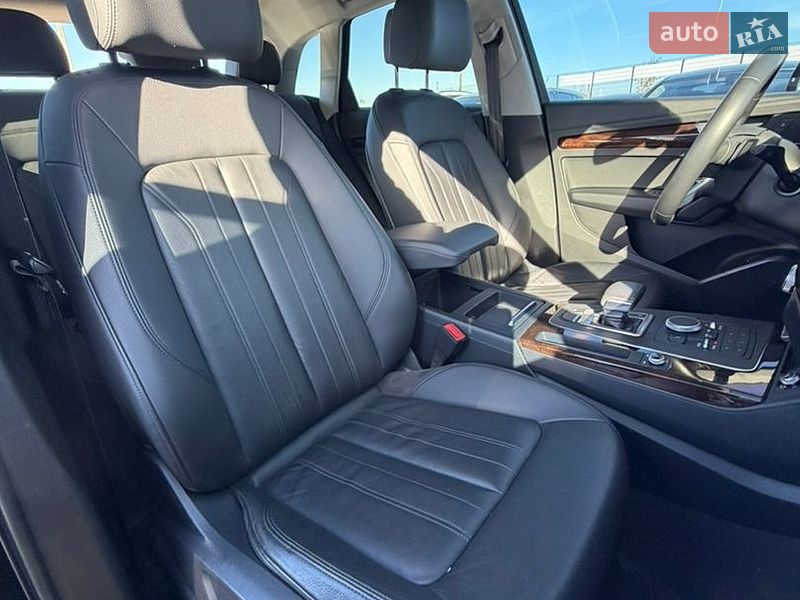 Позашляховик / Кросовер Audi Q5 2019 в Івано-Франківську