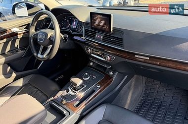 Позашляховик / Кросовер Audi Q5 2019 в Івано-Франківську