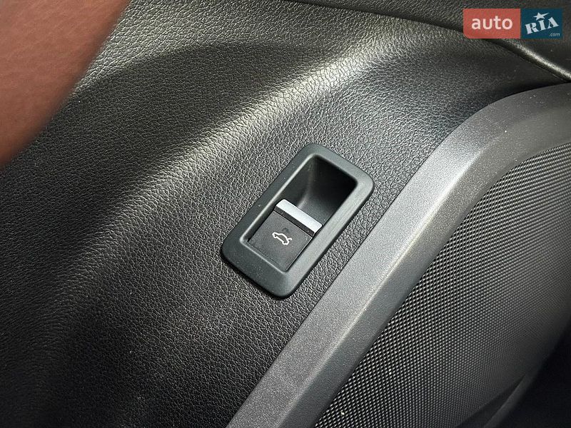 Позашляховик / Кросовер Audi Q5 2017 в Києві
