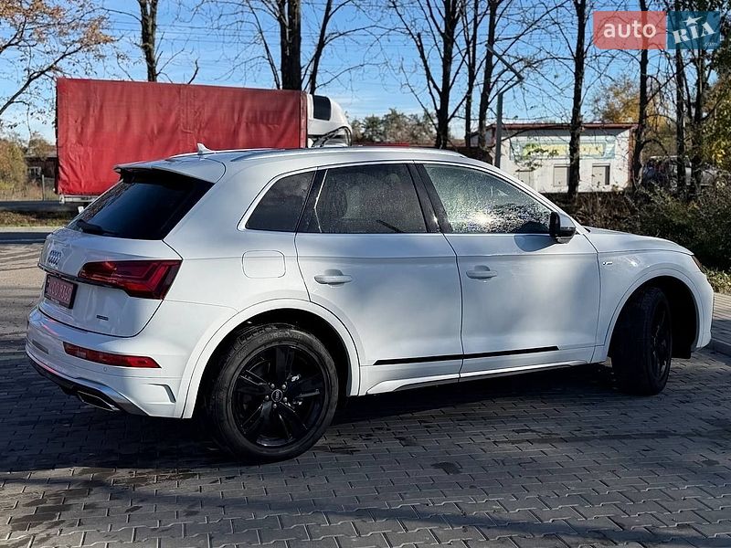 Внедорожник / Кроссовер Audi Q5 2020 в Стрые