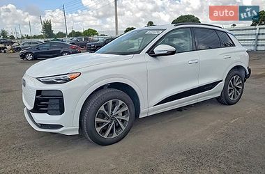 Audi Q6 e-tron  2025