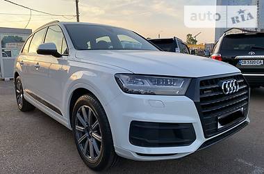 Audi Q7   2019