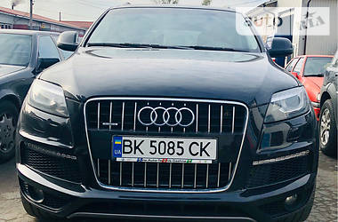 Audi Q7  2012