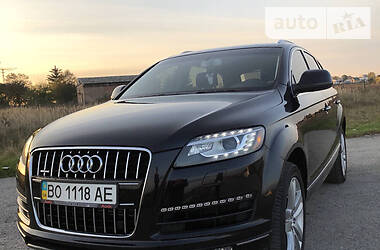 Audi Q7  2012