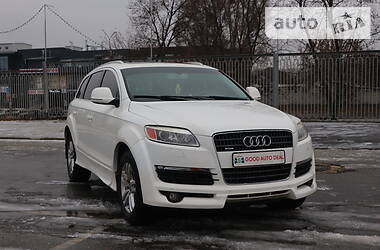 Audi Q7  2008