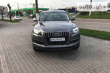 Audi Q7  2010