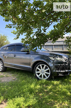 Audi Q7  2009