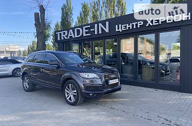 Audi Q7  2011