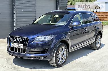 Audi Q7  2013