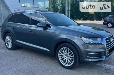 Audi Q7 S Line 2018