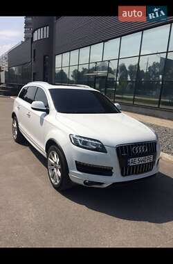 Audi Q7 2015