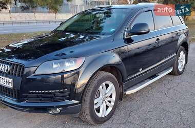 Audi Q7  2008