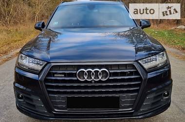 Audi Q7  2017