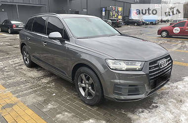 Audi Q7  2019