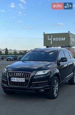 Audi Q7  2015