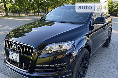 Audi Q7  2015