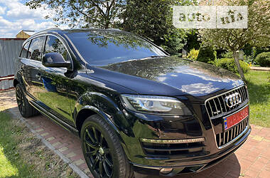 Audi Q7  2013