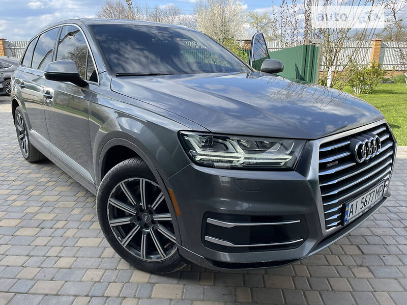 Внедорожник / Кроссовер Audi Q7 2016 в Киеве
