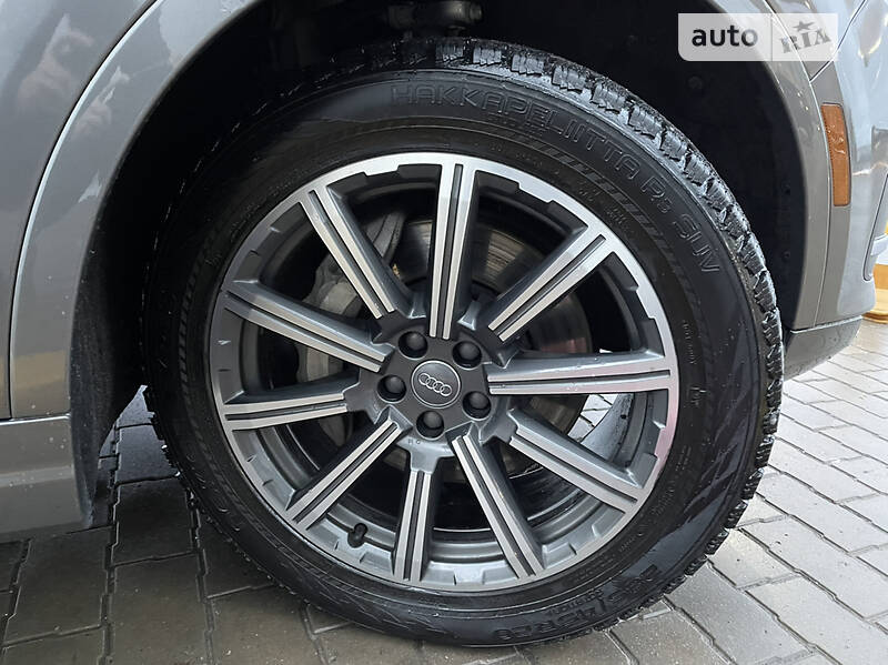 Внедорожник / Кроссовер Audi Q7 2016 в Киеве