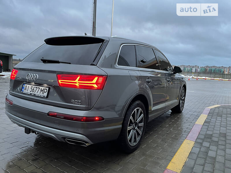 Внедорожник / Кроссовер Audi Q7 2016 в Киеве