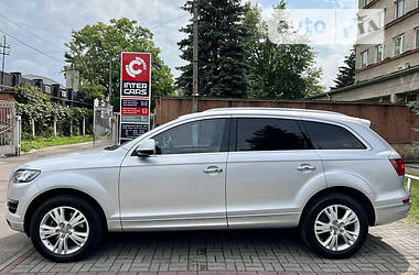 Audi Q7  2013