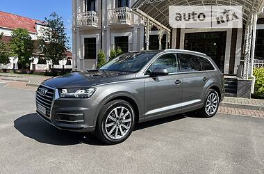 Audi Q7  2019