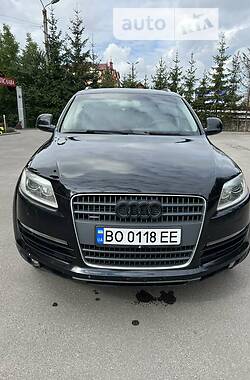 Audi Q7  2007