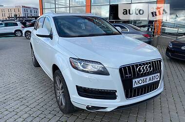 Audi Q7  2013