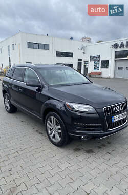 Audi Q7  2011