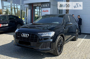 Audi Q7  2020