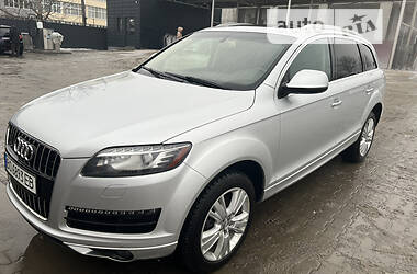 Audi Q7  2014