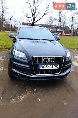 Audi Q7  2011