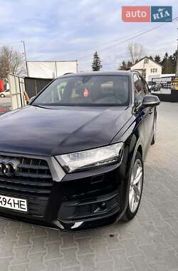 Audi Q7  2015