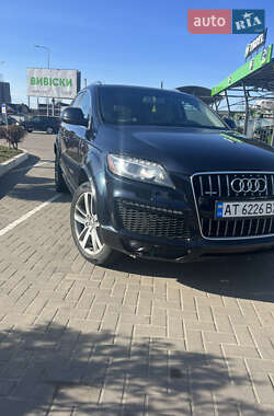 Audi Q7  2010