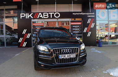 Audi Q7  2013